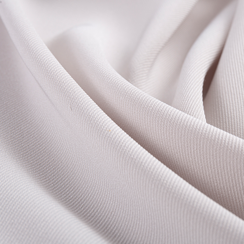 Filament Ilchodach Cadás-Mothaigh Fabraic Twill Móra